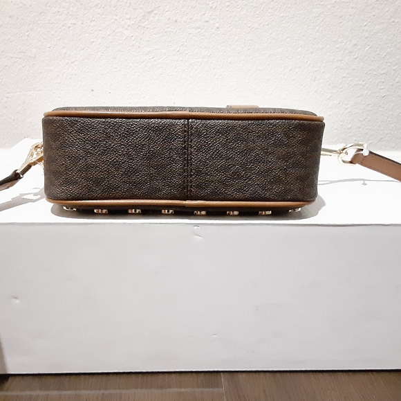 Michael Kors combo purse - Picture 13 of 13